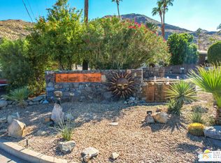 260 Costa Mesa Dr, Palm Springs, CA 92264