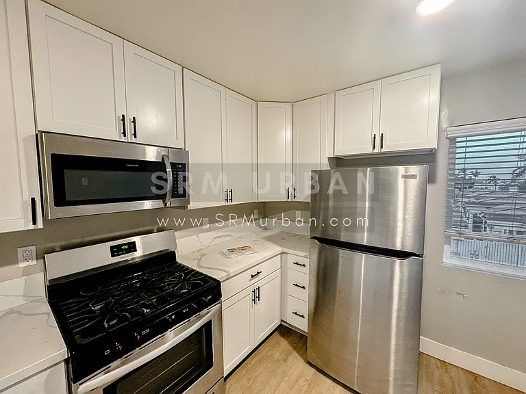 2544 A St #25 — Photo 11