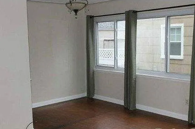 308 Waggoner Blvd — Photo 2