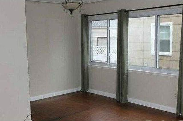 2nd image of 308 Waggoner Blvd