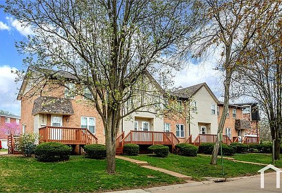 3rd image of 10161 Squire Meadows Dr APT C