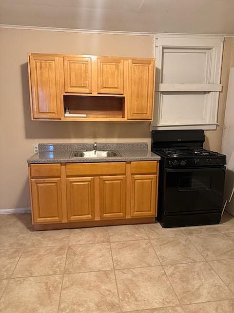 1st image of 21445 Jamaica Ave APT 2