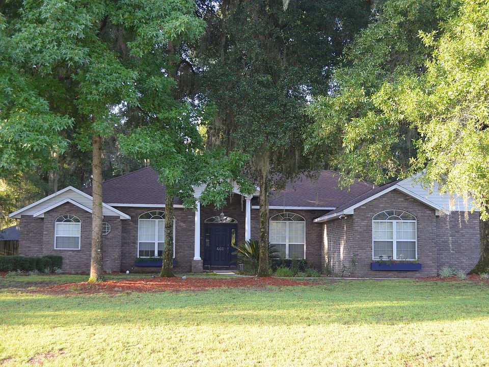 1st image of 460 NW Savannah Cir