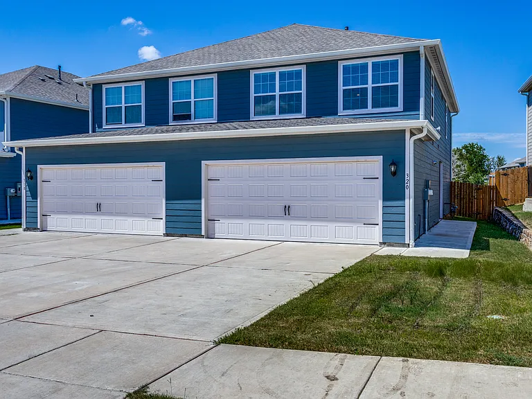 316 Stone Ct — Photo 2