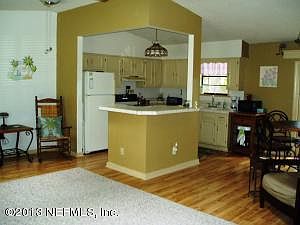 4th image of 12221 Governors Dr E
