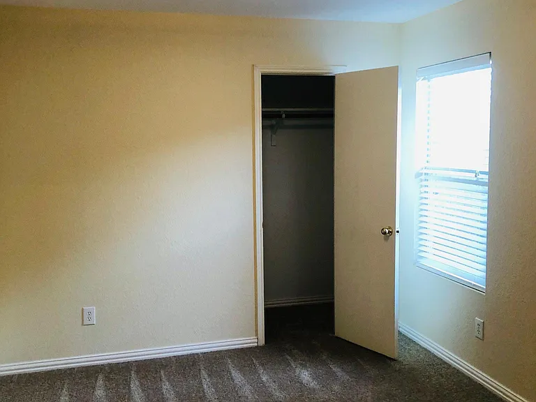 9605 Woodrow Wilson Dr — Photo 16