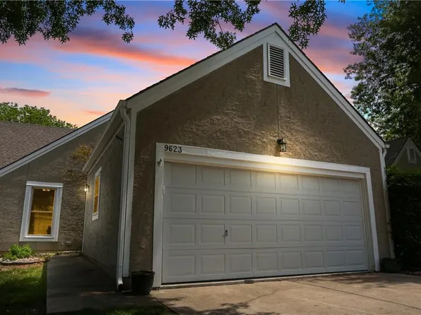 9623 NE Cherry Ct, Kansas City, MO 64155