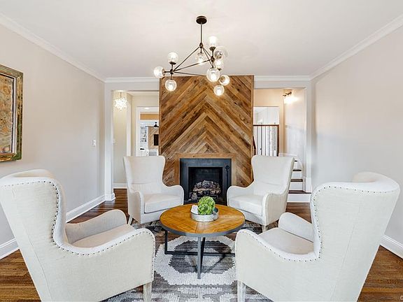 4th image of 4512 Park Ave