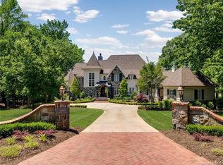 4400 Parview Dr N, Charlotte, NC 28226