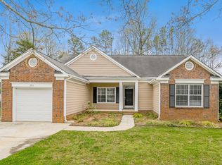 3913 Leghorn Ct, Charlotte, NC 28215