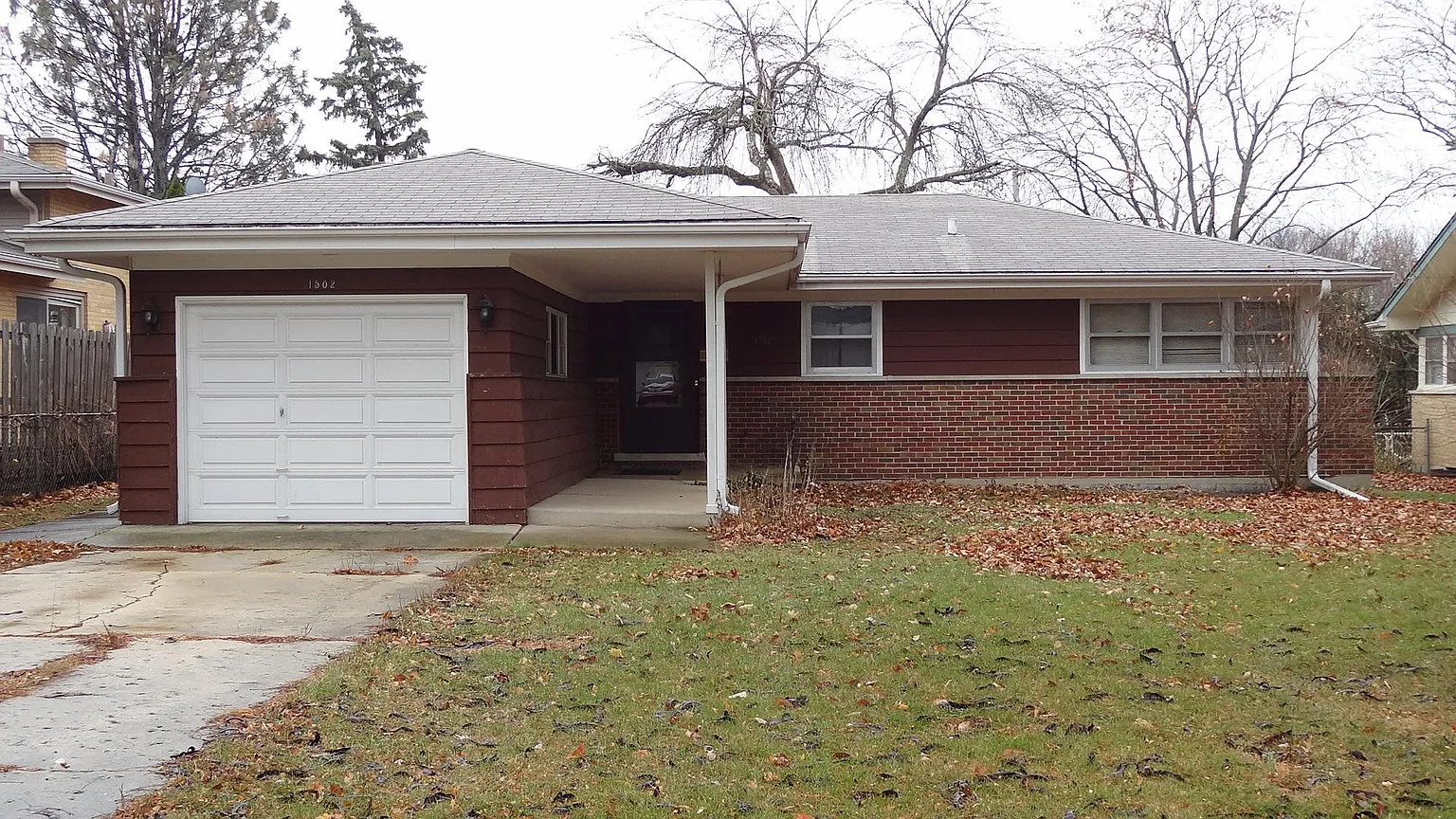 1502 Wakeman Ave photo 1