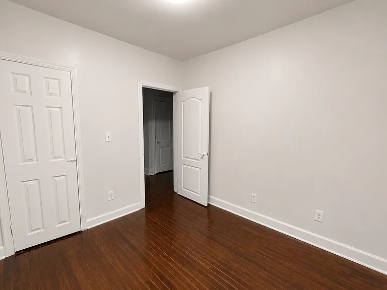 3849 Lyons St — Photo 12