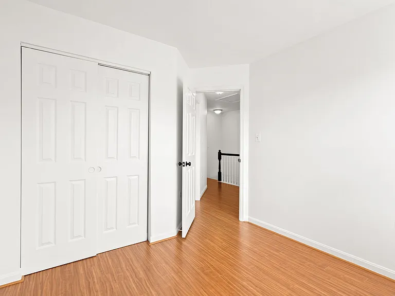 219 Frazer Dr — Photo 32
