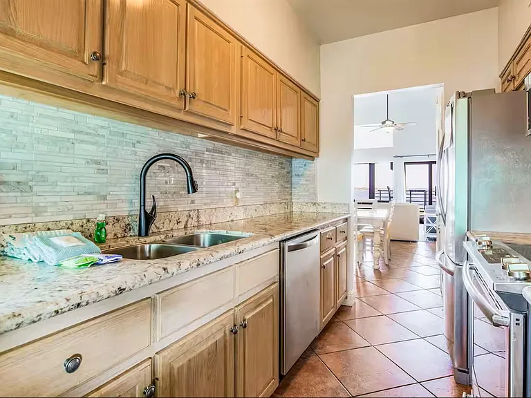 1390 Fort Pickens Rd #210 — Photo 9
