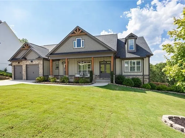 61 Roberson Dr, Cartersville, GA 30121