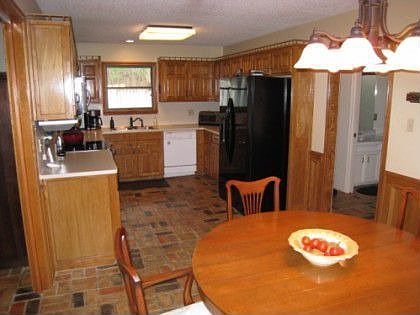 3rd image of 319 Tealwood Dr