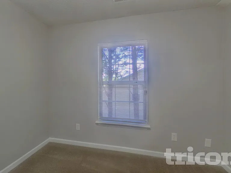 17 Black St — Photo 11