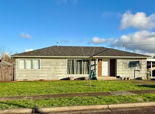 1025 2nd Ave, Sweet Home, OR 97386