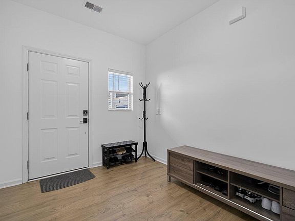 4th image of 161 Surfbird Rd