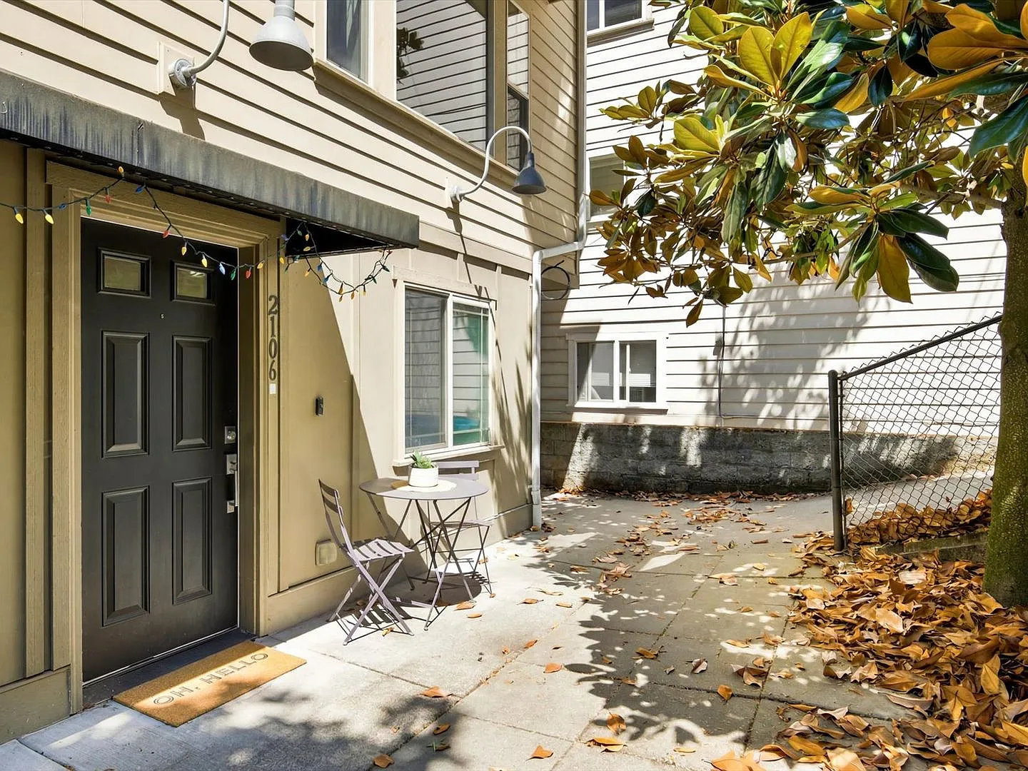 2Bd/1.5Ba Seattle Townhouse — Photo 3