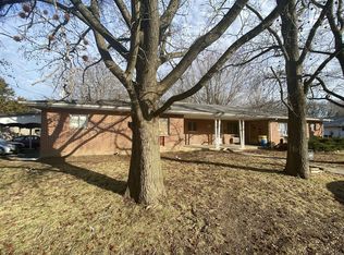 620 N Locust St, Litchfield, IL 62056