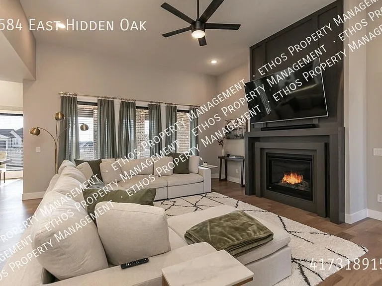 4584 E Hidden Oak St — Photo 23