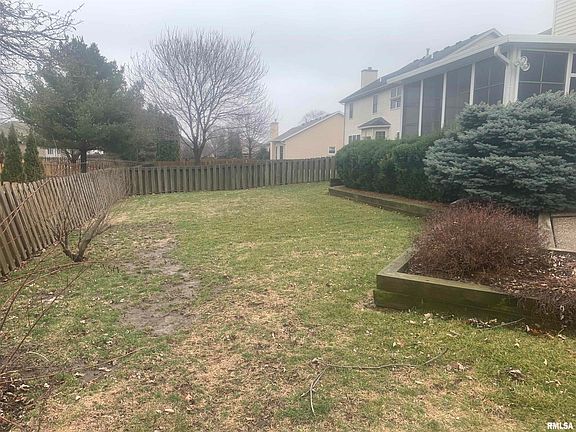 5th image of 4117 Gaskell Dr