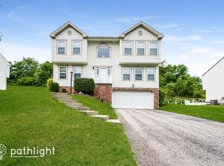 241 Rutherglen Dr, Oakdale, PA 15071