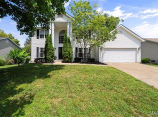 876 Emerald Place Dr, Saint Charles, MO 63304