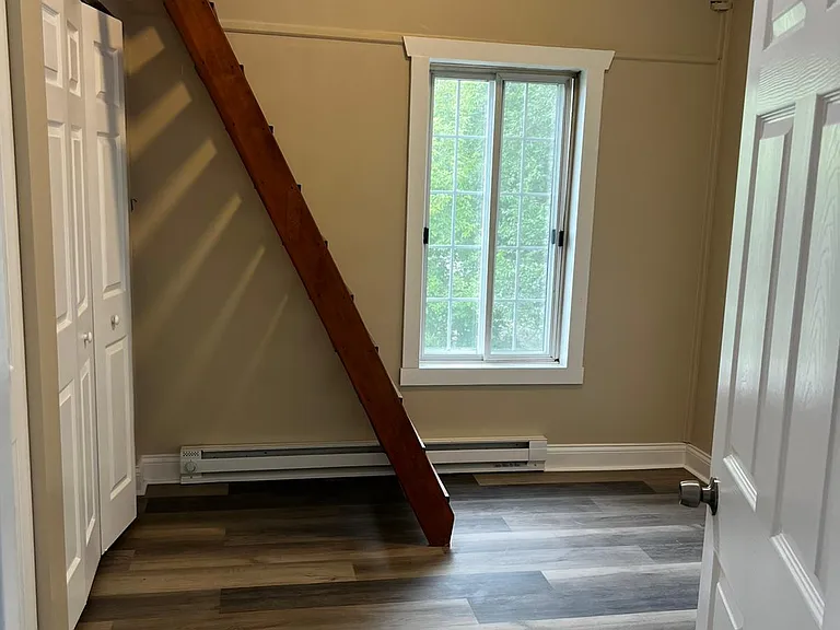 10102 Main St #1B — Photo 13