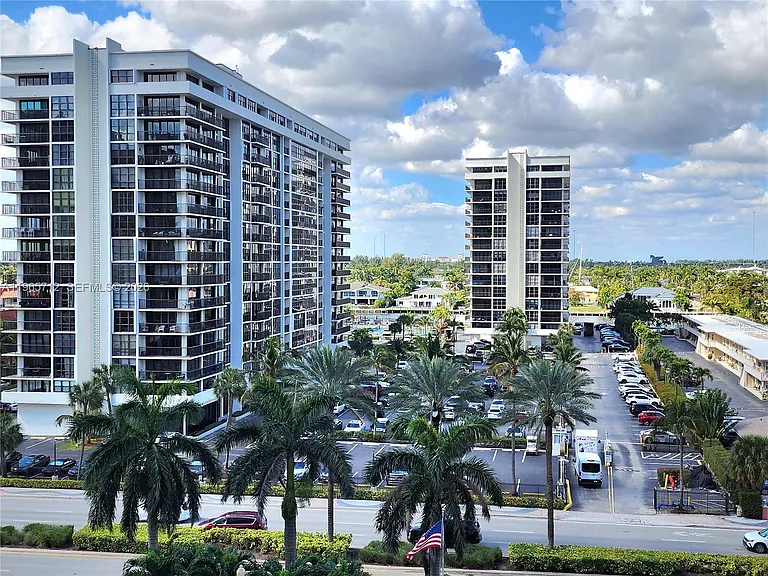2030 S Ocean Dr #626 — Photo 4