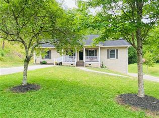 506 Jefferson Ct, Lenoir, NC 28645