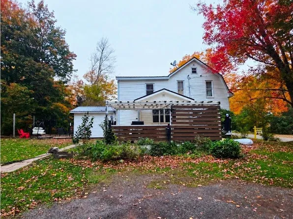 32 Maple Dr, Scotsburn, NS B0K 1R0