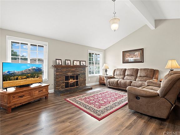 3rd image of 28137 Shelter Cove Dr