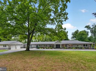601 Coopertown Rd, Haverford, PA 19041
