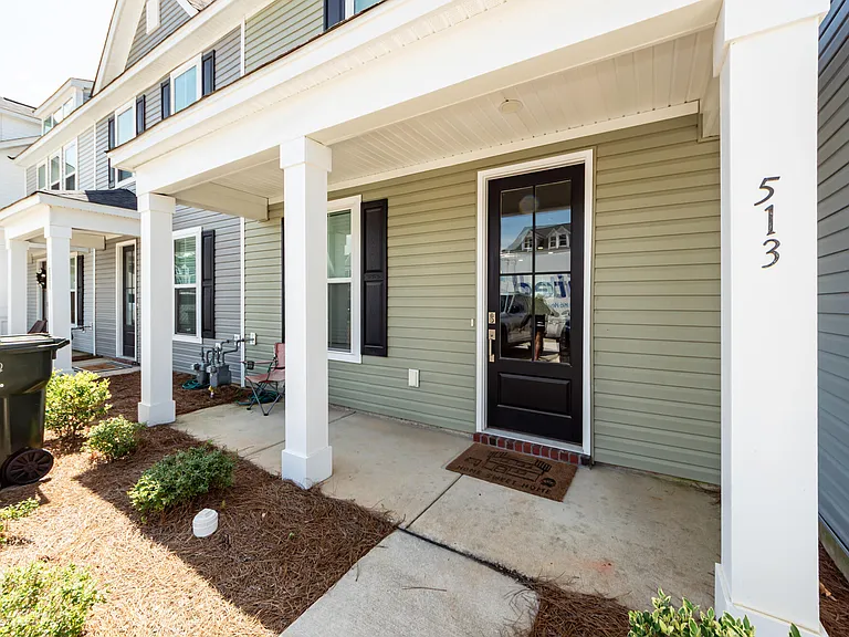 513 Green Fern Dr — Photo 2