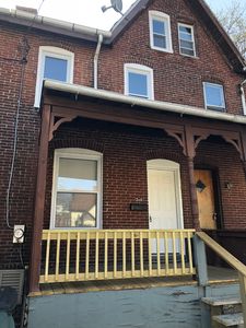 26 N 8th Ave, Coatesville, PA, 19320