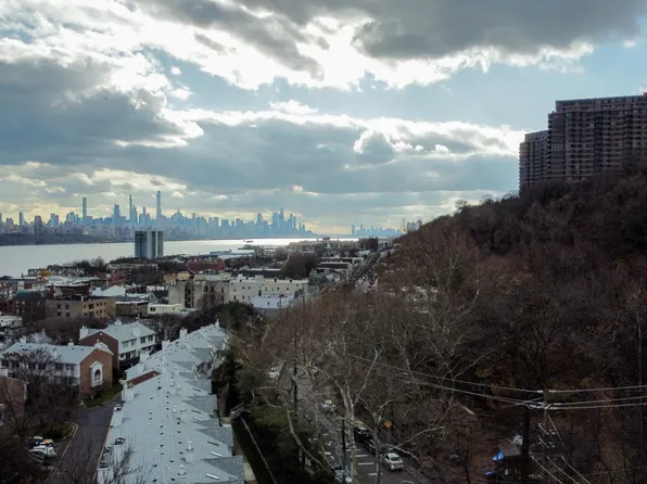 496 Undercliff Avenue image 50 of 52