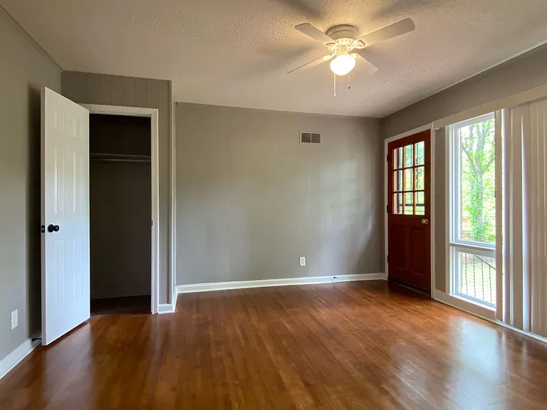 4029 Graceland Dr — Photo 8