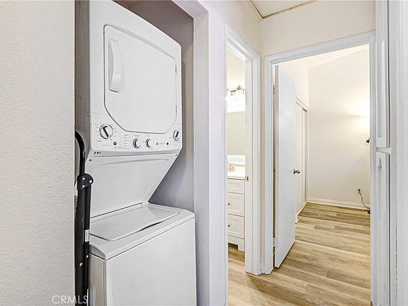 5th image of 9505 Arlington Ave APT 17