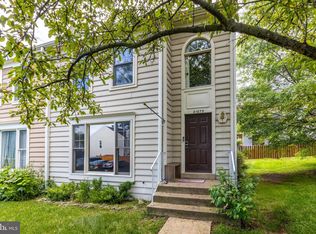 21875 Shallow Rock Sq, Sterling, VA 20164