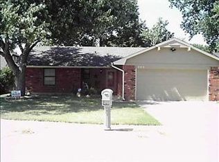 705 Dartmouth St, Yukon, OK 73099