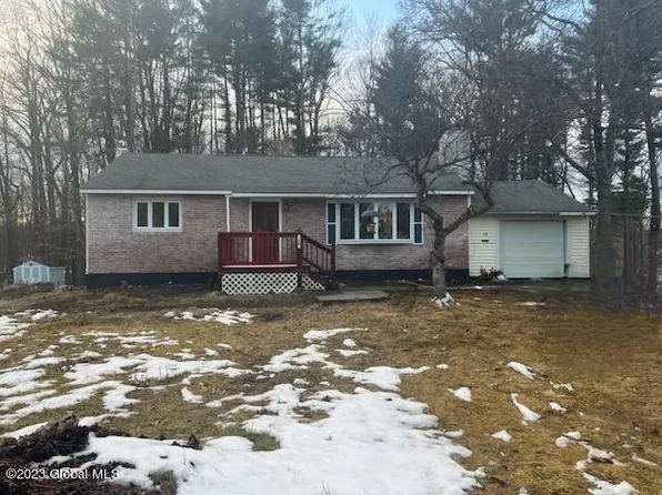 16 Mayfair Drive, Glenville, NY 12302