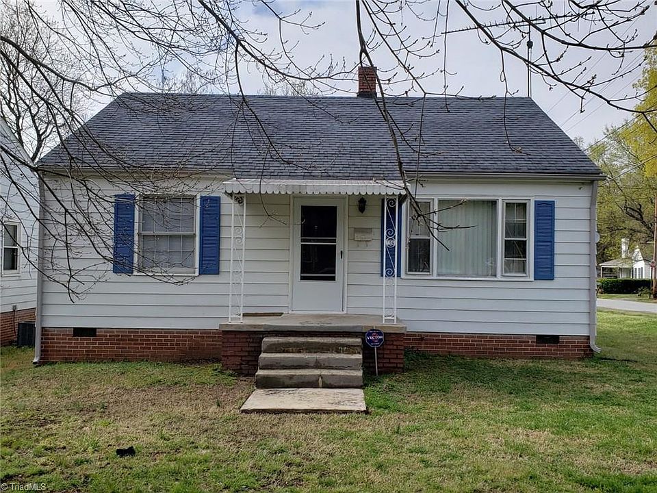 1st image of 914 Rosewood Pl