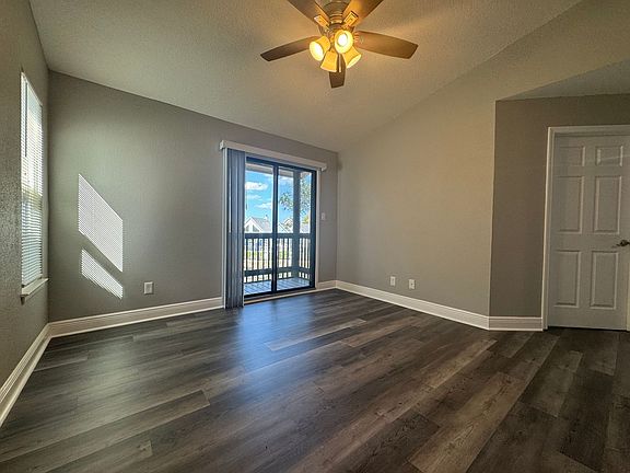 2nd image of 3740 Idlebrook Cir APT 206