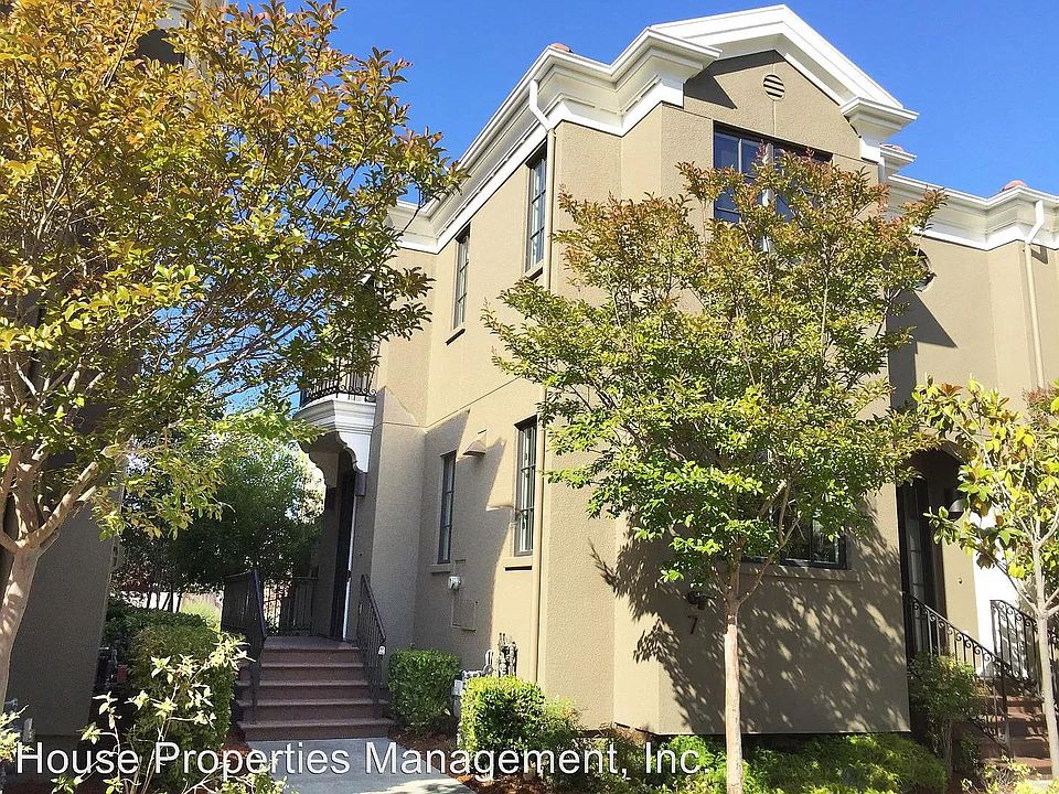 1st image of 7 Tamalpais Commons Ln #7