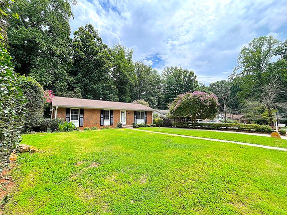 3rd image of 2604 Patrick Rd