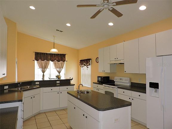 3rd image of 24506 Bramhope Ct