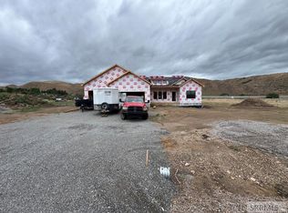 2464 Old Canyon Dr, Inkom, ID 83245