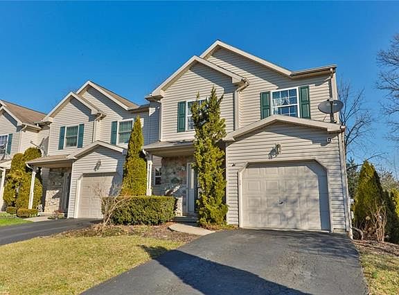 3rd image of 4301 Bedford Dr